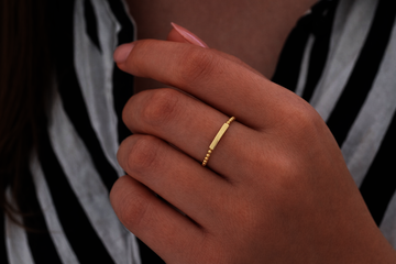 Žluté zlato prsten minimalistický